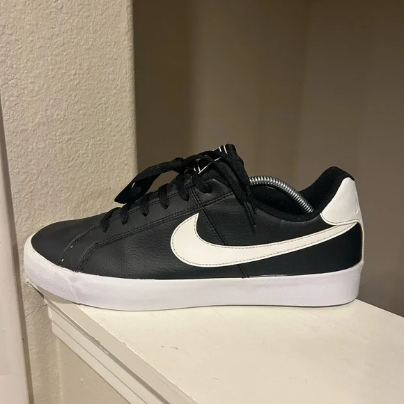 Nike Court Royale BQ4222-002 Black/White Leather Skateboard Sneakers Men 11 - Picture 6 of 9